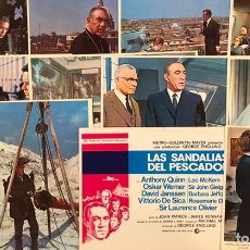 Cine: LAS SANDALIAS DEL PESCADOR (1968). JUEGO COMPLETO DE 12 FOTOCROMOS. ANTHONY QUINN, LAURENCE OLIVIER. Lote 219554581