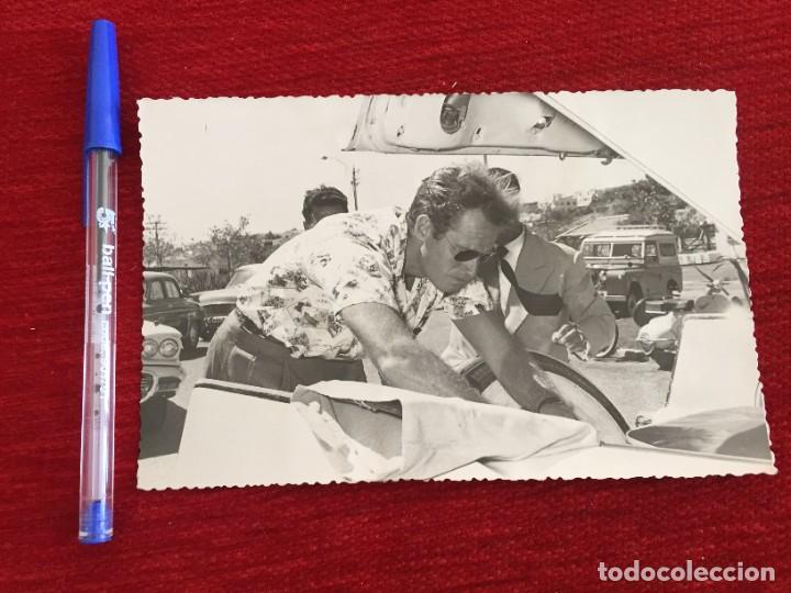 Cine: R10341 FOTO FOTOGRAFIA ORIGINAL DE PRENSA CHARLTON HESTON EN LA COSTA DEL SOL MALAGA