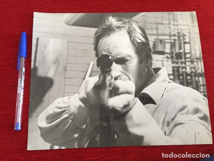 Cine: F10000 FOTO FOTOGRAFIA ORIGINAL DE PRENSA CINE CHARLTON HESTON 1971