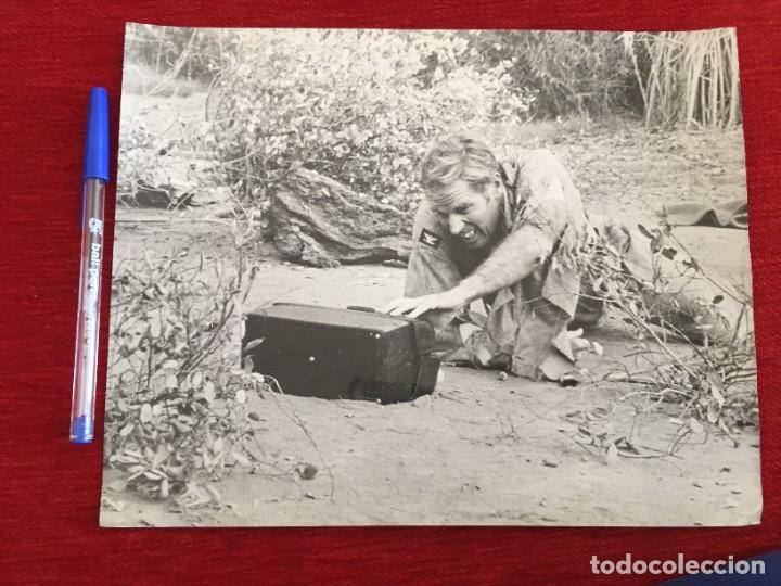 Cine: F10012 FOTO FOTOGRAFIA ORIGINAL DE PRENSA CINE CHARLTON HESTON 1971