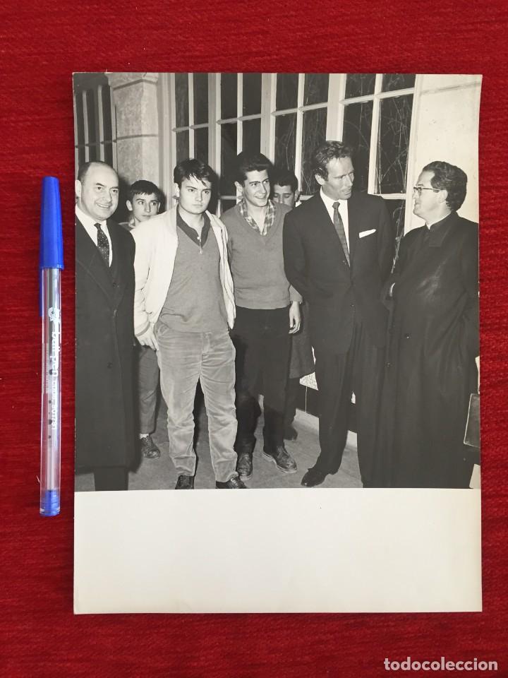 Cine: F10014 FOTO FOTOGRAFIA ORIGINAL DE PRENSA CINE CHARLTON HESTON EL CID