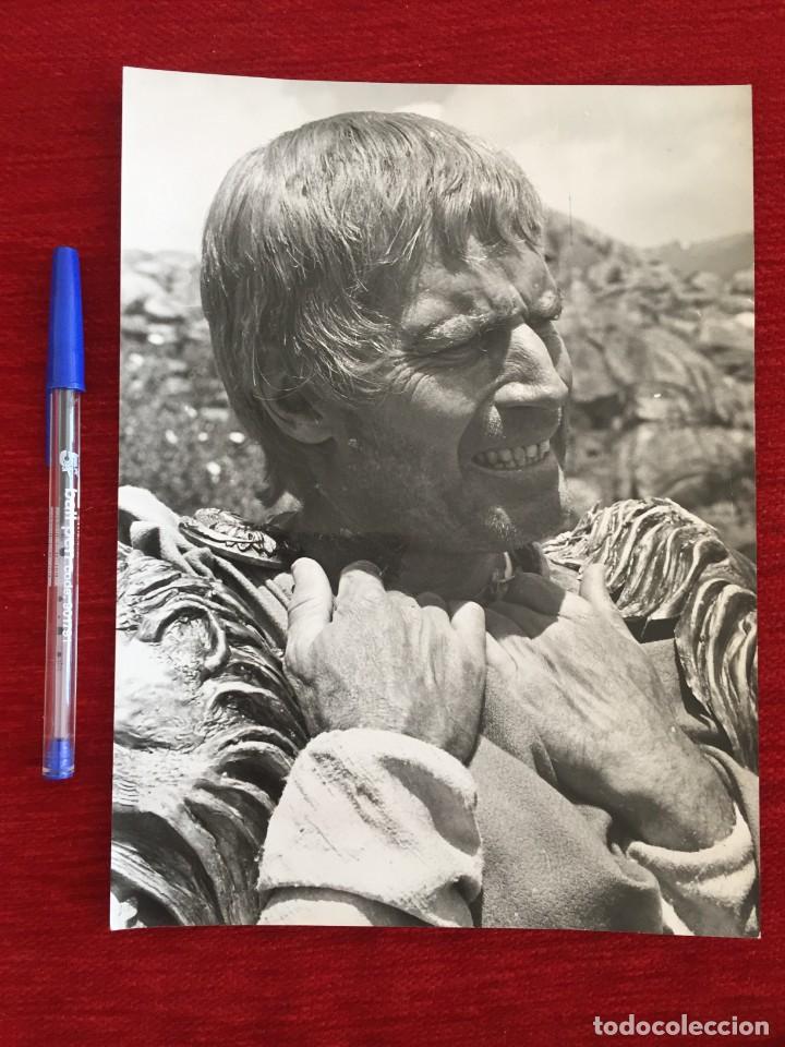 Cine: F10020 FOTO FOTOGRAFIA ORIGINAL DE PRENSA CINE CHARLTON HESTON (2-6-1969)
