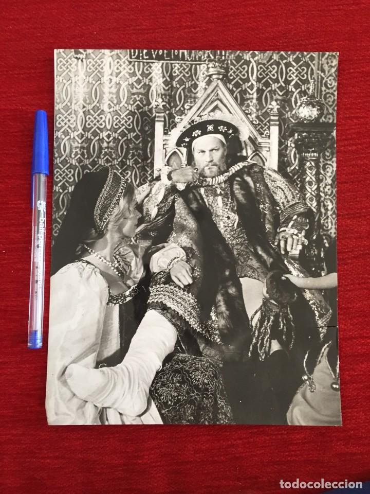 Cine: F10022 FOTO FOTOGRAFIA ORIGINAL DE PRENSA CINE CHARLTON HESTON THE PRINCE AND THE PAUPER