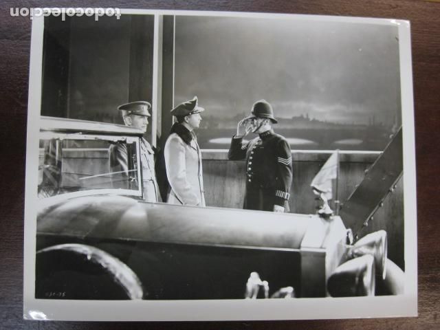 Cine: Waterloo Bridge - FOTO ORIGINAL B/N - Robert Taylor I Guerra Mundial