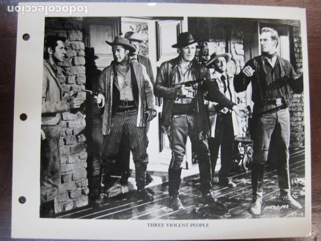 Cine: La ley de los fuertes - foto original b/n - three violent people charlton heston