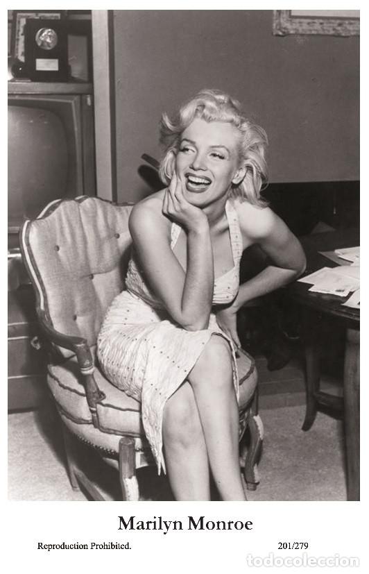Cine: MARILYN MONROE - Film star Pin Up PHOTO postcard 201/279 - Publisher Swiftsure Postcards 2000
