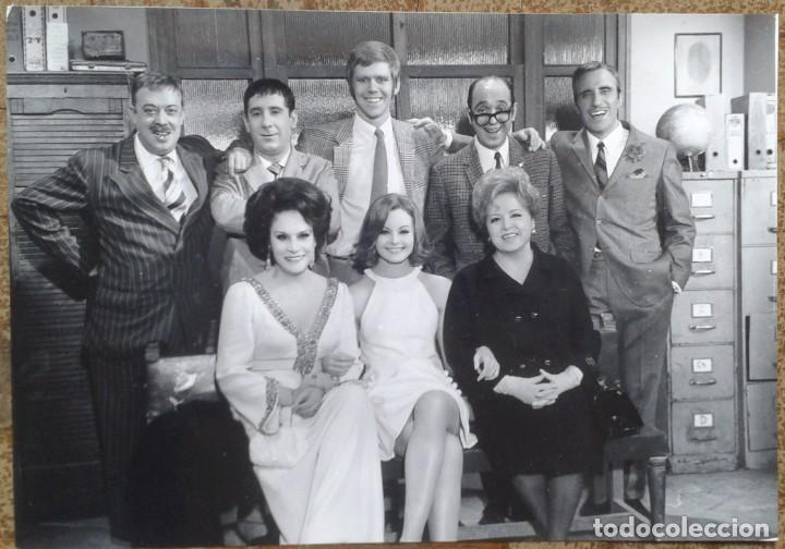 Cine: LAS LEANDRAS. FOTO DE EQUIPO: ROC&Iacute;O D&Uacute;RCAL, CELIA G&Aacute;MEZ, ALFREDO LANDA, ISABEL GARC&Eacute;S