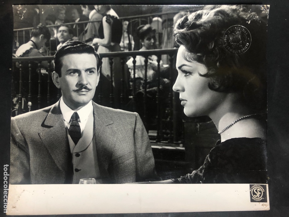 Cine: Foto original sara sarita Montiel.la violetera 29,5 x 23 cm