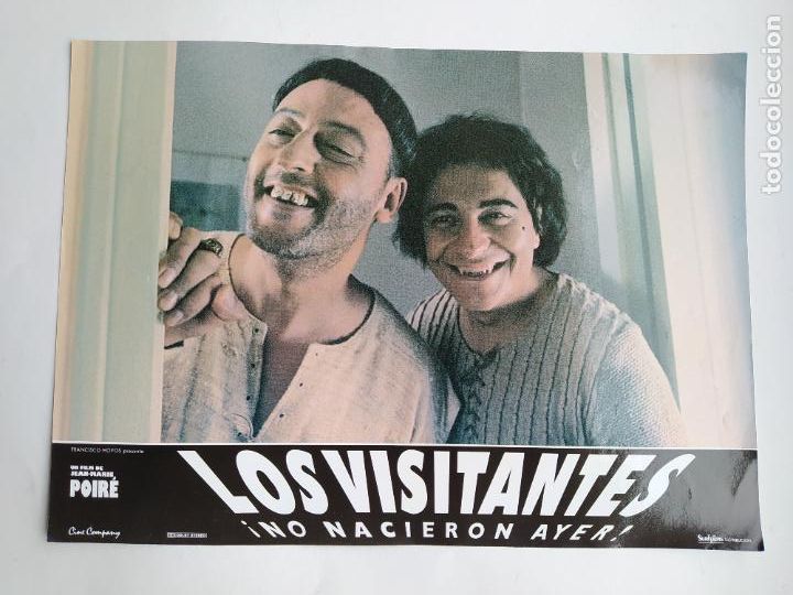 Kino: LOTE DE 2 FOTOGRAMAS DE LA PELICULA LOS VISITANTES. NO NACIERON AYER. JEAN MARIE POIRE. TDKP17K