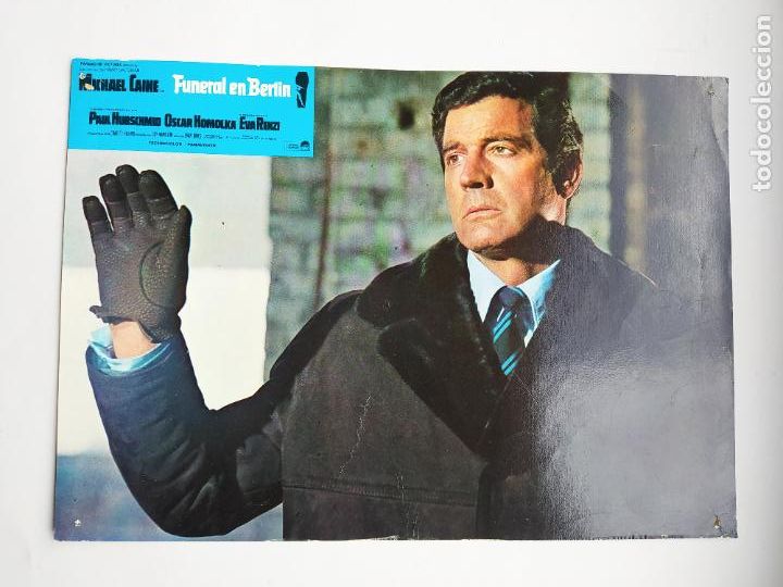 Cinema: FOTOGRAMA DE LA PELICULA FUNERAL EN BERLIN. MICHAEL CAINE. PAUL HUBSCHMID. TDKP18B