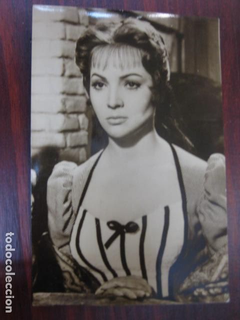 Cine: sara montiel - postal original b/n - la violetera