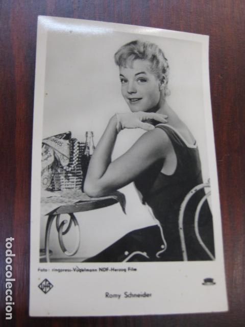 Cine: romy schneider - postal original b/n - sissi - ed. ufa fk 3676 coca cola cocacola