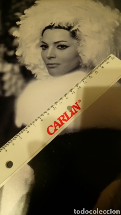 Cine: Sara montiel foto 24 x 30 de una gran calida fotografica papel saten admite ofertas
