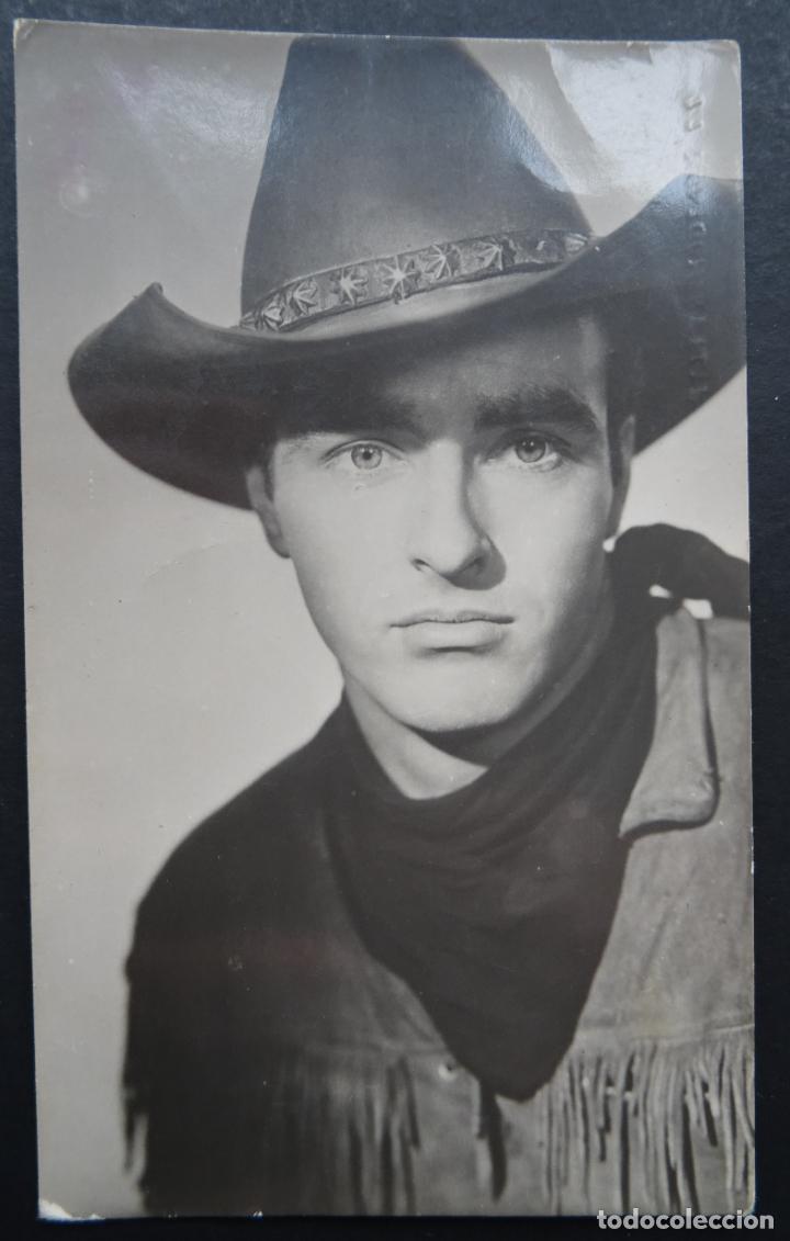 Kino: Montgomery Clyf, interprete de Rio Rojo, postal circulada del a&ntilde;o 1953