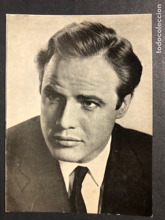 Cine: Tarjeta florita de Marlon brando 8 x 10,5 cm