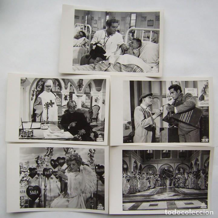 Cine: CARMEN SEVILLA y JORGE MISTRAL. LA HERMANA SAN SUPLICIO. 5 FOTOGRAF&Iacute;AS 12 x 18 cms..