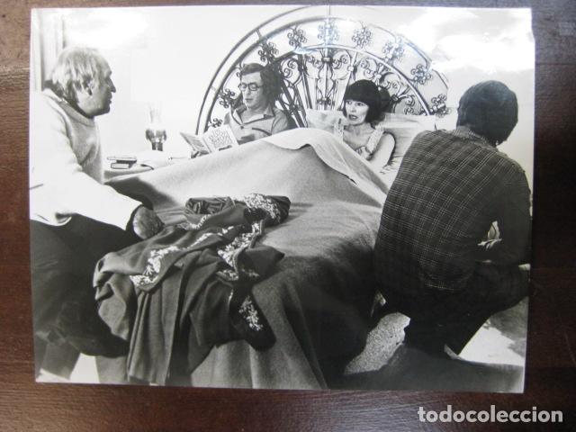 Cine: una inglesa romantica - FOTO ORIGINAL B/N - glenda jackson michael caine Joseph Losey dirigiendo