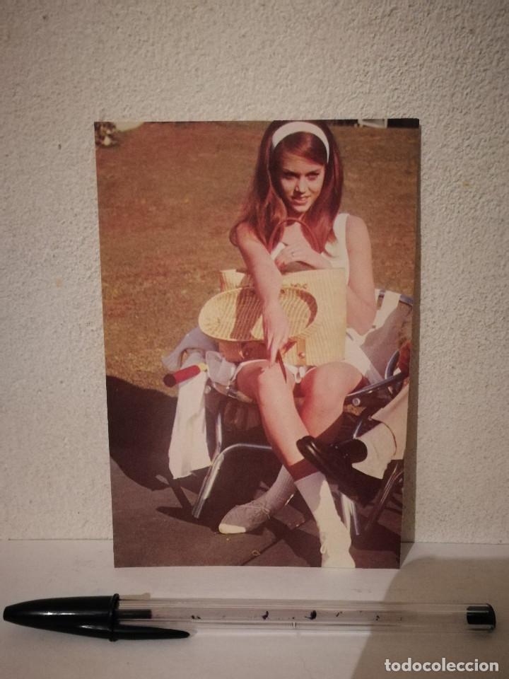 Kino: TARJETA ACARTONADA -10*15- DESCANSO - JANE FONDA