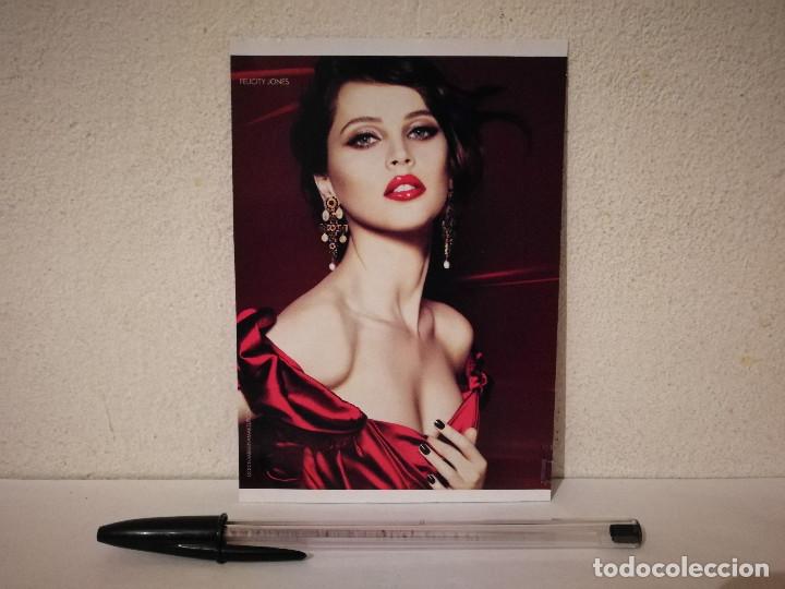 Cinema: TARJETA ACARTONADA -10*15- RED - FELICITY JONES