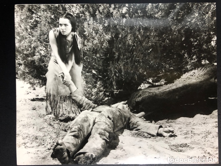 Cine: Foto original de sara Montiel en yuma 20 x 25 cm