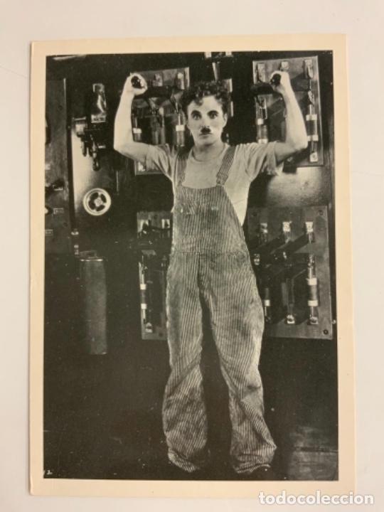 Cine: Antigua postal de CHARLIE CHAPLIN. Mide unos 15x10,5cm. IMPECABLE.