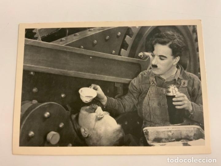 Cine: Preciosa antigua postal de CHARLIE CHAPLIN. Mide unos 15x10,5cm. IMPECABLE.