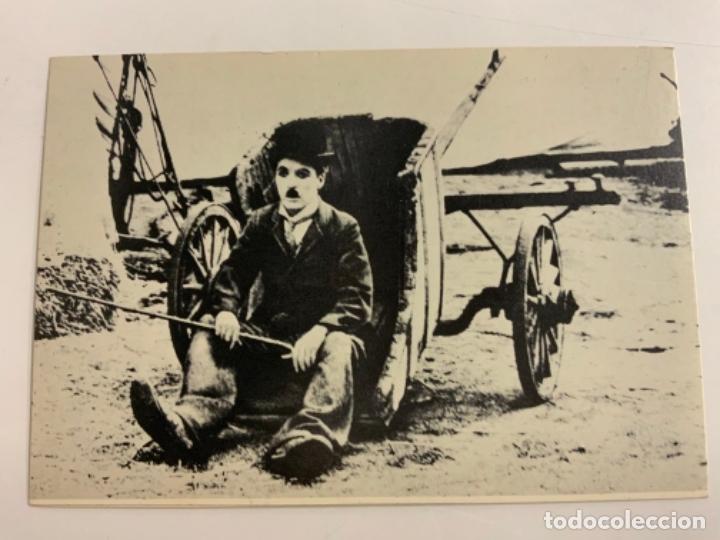 Cine: Antigua postal de CHARLIE CHAPLIN. Mide unos 15x10,5cm. IMPECABLE.