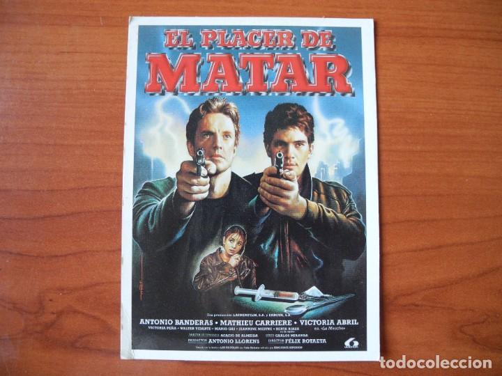 Cine: Postal: El placer de Matar. Antonio Banderas. Victoria abril