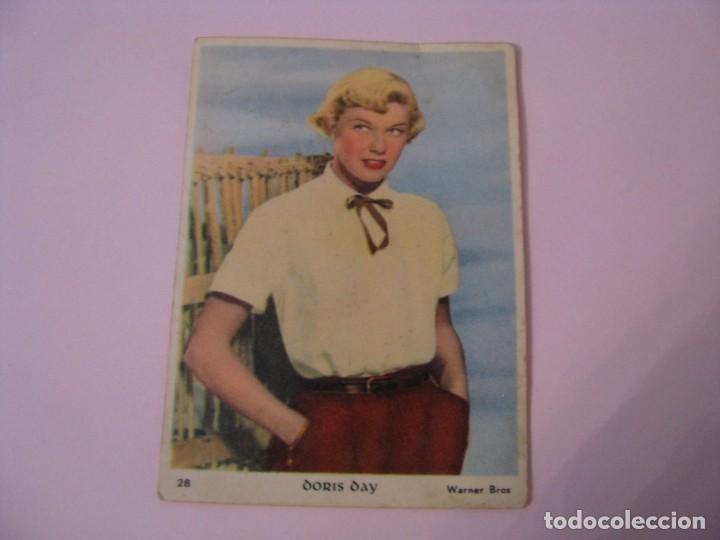 Cine: TARJETA O CROMO DE DORIS DAY. WARNWR BROS. N&ordm; 28. 11X8 CM.