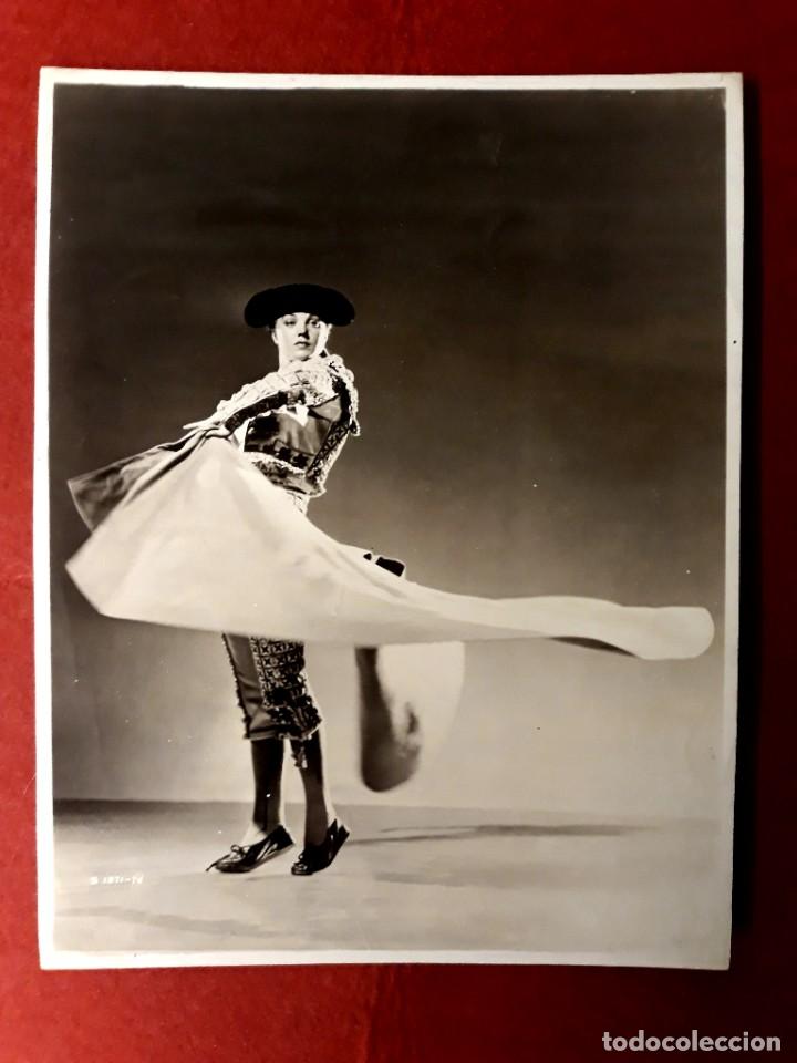 Kino: Foto Gran Formato Esther Williams ( 19.20 cm X 24.70 cm)