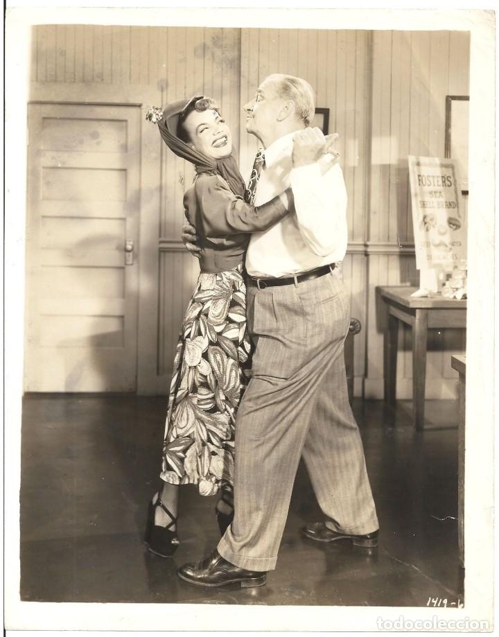 Cinema: F17945D CARMEN MIRANDA WALLACE BEERY ASI SON ELLAS FOTO B/N ORIGINAL AMERICANA