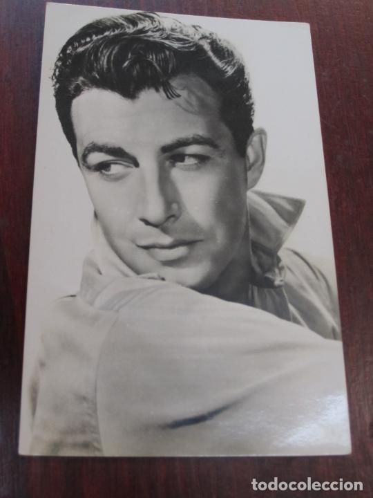 Cine: robert taylor - postal original b/n - hollywwod actor