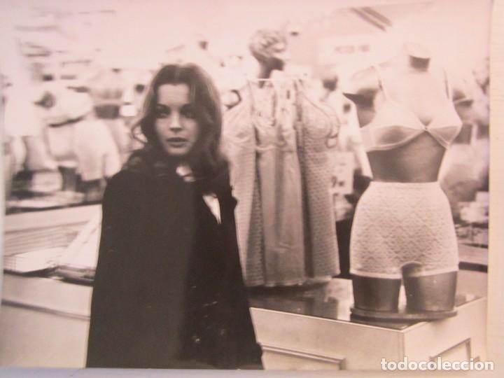 Cine: FOTO INEDITA DE 18X24 DE ROMY SCHNEIDER EN &iquest;QUIEN? 1970