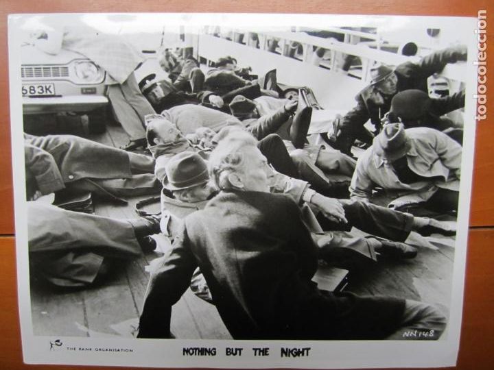 Cine: noche infernal nothing but the night - foto original b/n - Peter Cushing