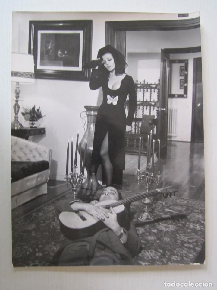 Cine: FOTO INEDITA DE 1 8X24 DE EL APARTAMENTO DE LA TENTACION CON CARMEN SEVILLA