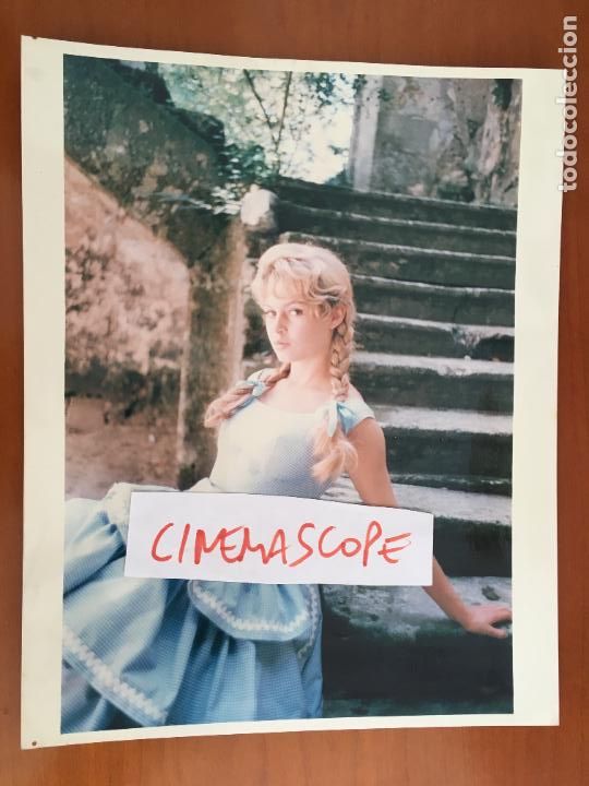 Cine: brigitte bardot foto color moderna