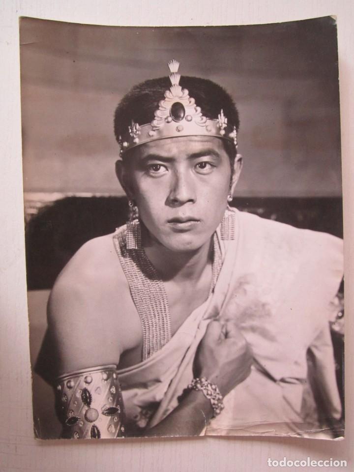 Cine: FOTO INEDITA DE 18X24 LA LEYENDA DE BUDA JAPON 1062 DE DE KENJI MISUMI CON KOHIRO HONGO