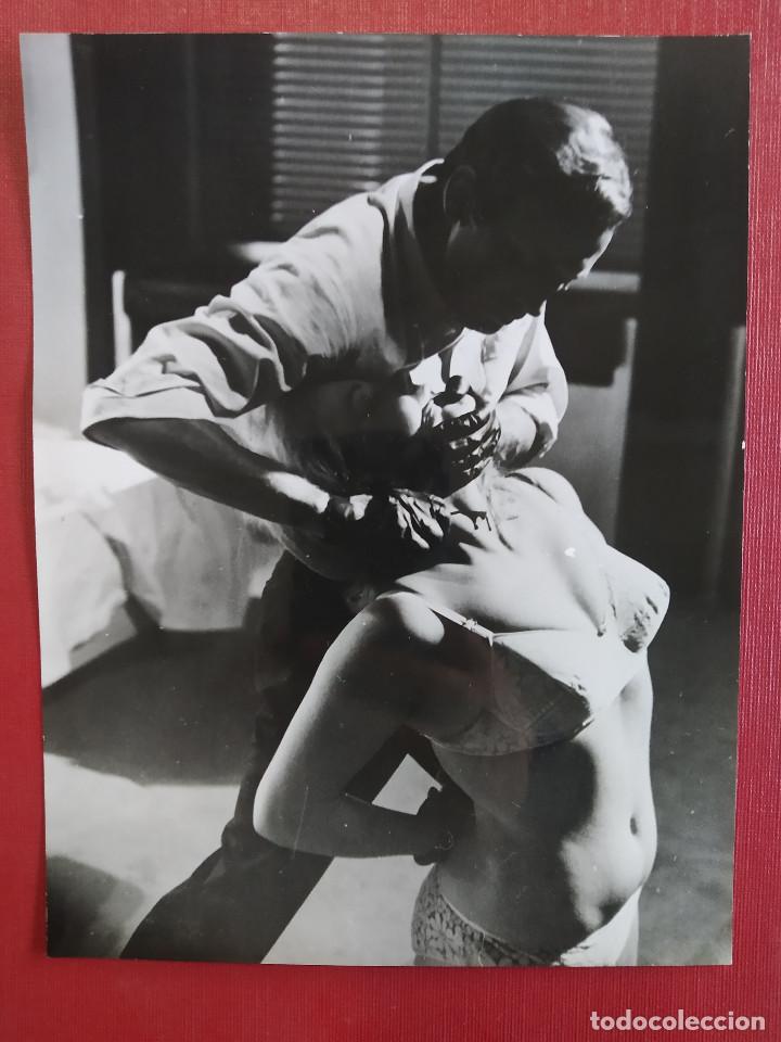 Cine: Dos menos uno, tres. Jean-Louis Trintignant, EVA AWLIN, FOTO ORIGINAL ESPA&Ntilde;OLA, CINEDIA.