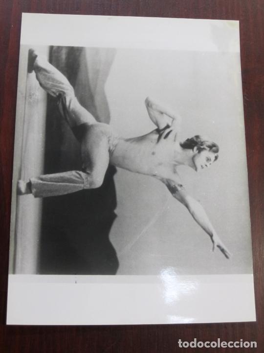 Vintage Mikhail Baryshnikov Postcard 