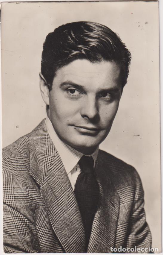 Cine: Louis Jourdan. Foto-Postal. Ed. Soberanas. Firmas al dorso