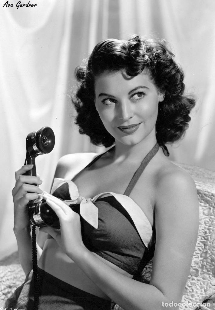 Cine: FOTO AVA GARDNER - 1945 In the Film 'She Went To The Races' - 13x18cm