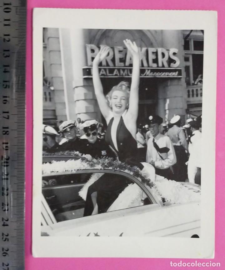 Cine: TARJETA POSTAL DE MARILYN MONROE 1989, CIRCULADA EN 1995 MATASELLOS DE SAN FRANCISCO