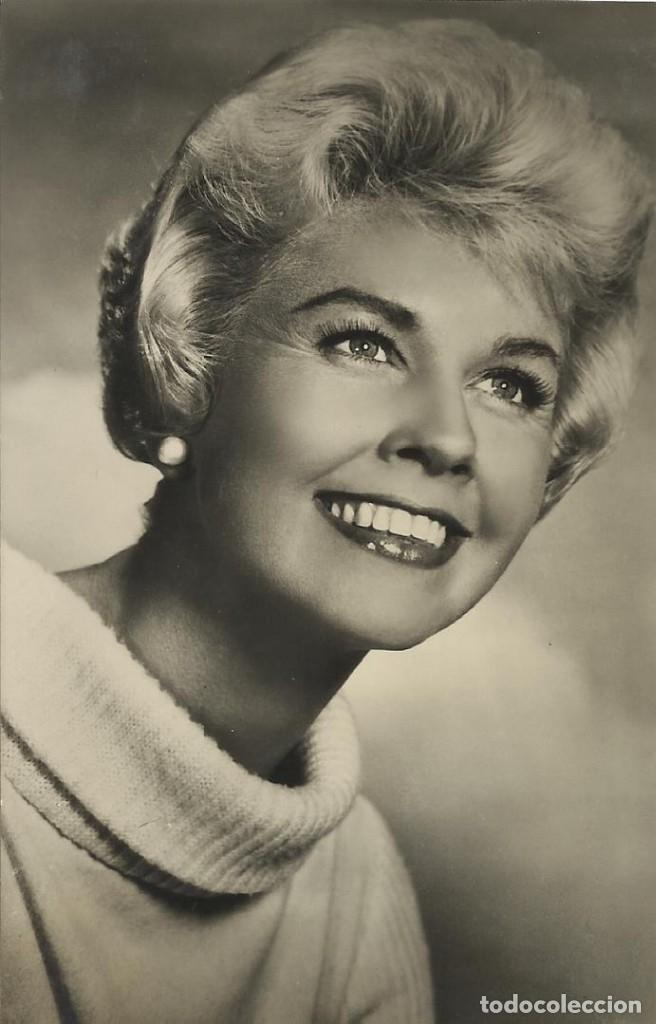 Cine: Doris Day. Confidencias de Medianoche. 7147. Archivo Bermejo. 14x9 cm. Postal.