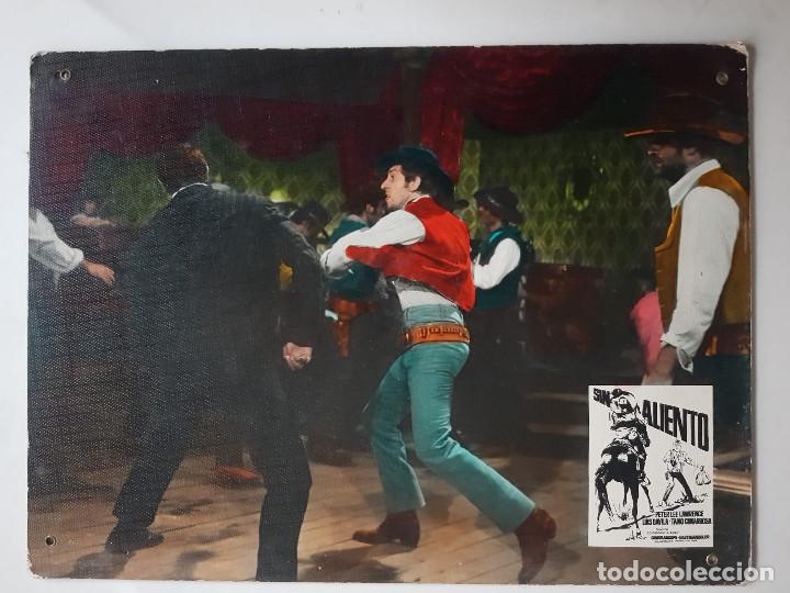 Kino: Sin aliento WESTERN, Peter Lee Lawrence, Luis D&aacute;vila FOTOCROMO DE CARTON.