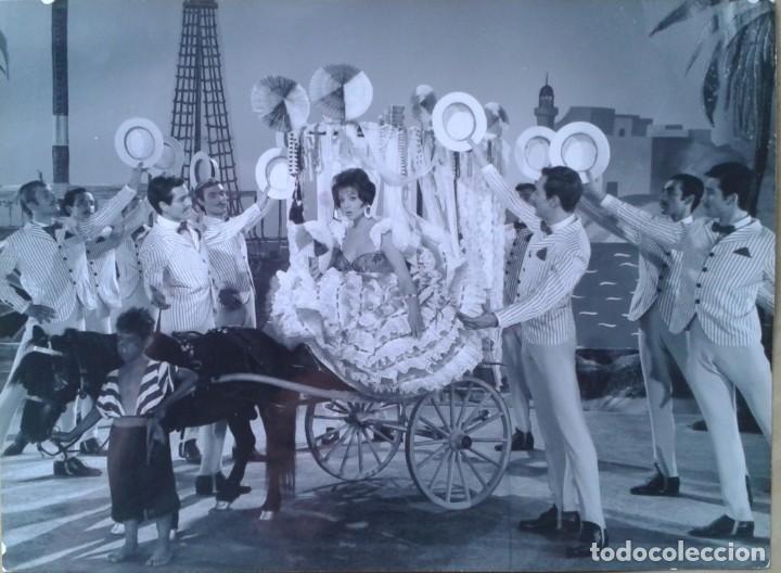 Cine: LA REINA DEL CHANTECLER. SARA MONTIEL