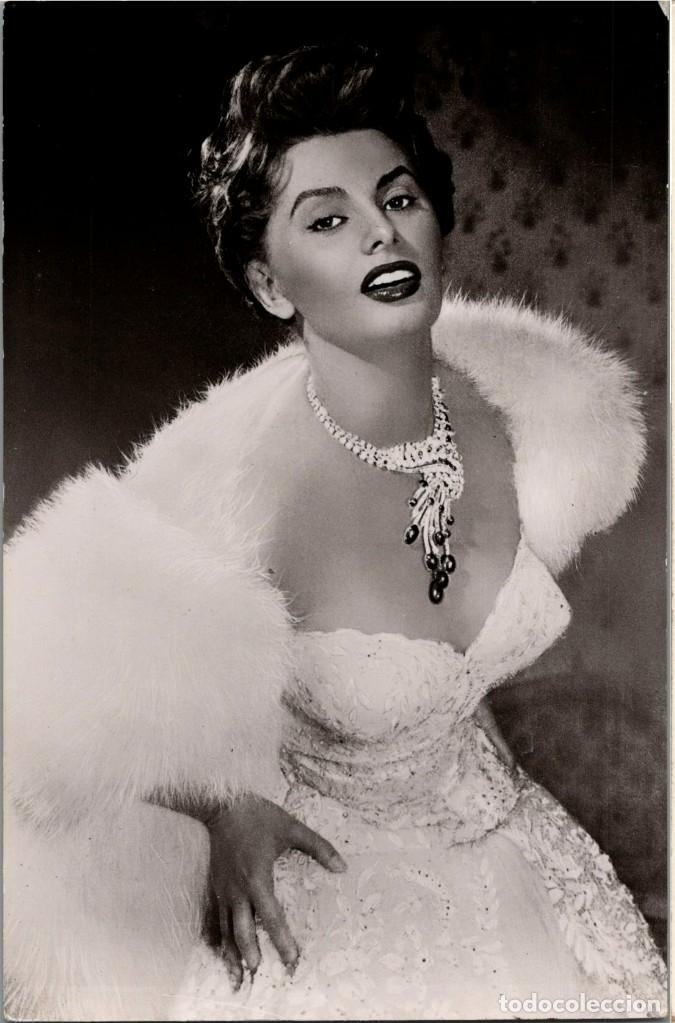 Cine: Sof&iacute;a Loren (Pan, Amor y... 1957) - Archivo Bermejo - 140x92mm.