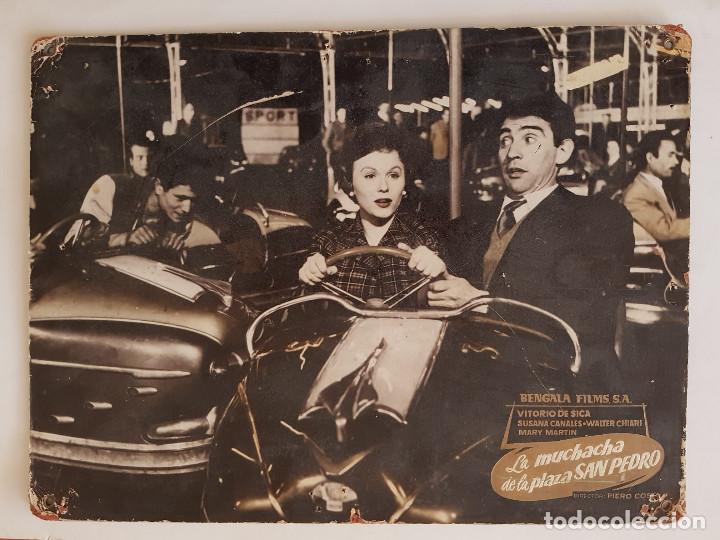 Cinema: La muchacha de la plaza de San Pedro. Vittorio De Sica, Susana Canales FOTOCROMO DE CARTON.