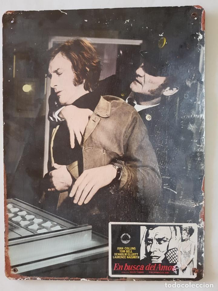 Cine: En busca del amor. Joan Collins, Tom Bell, Denholm Elliott. FOTOCROMO CARTON