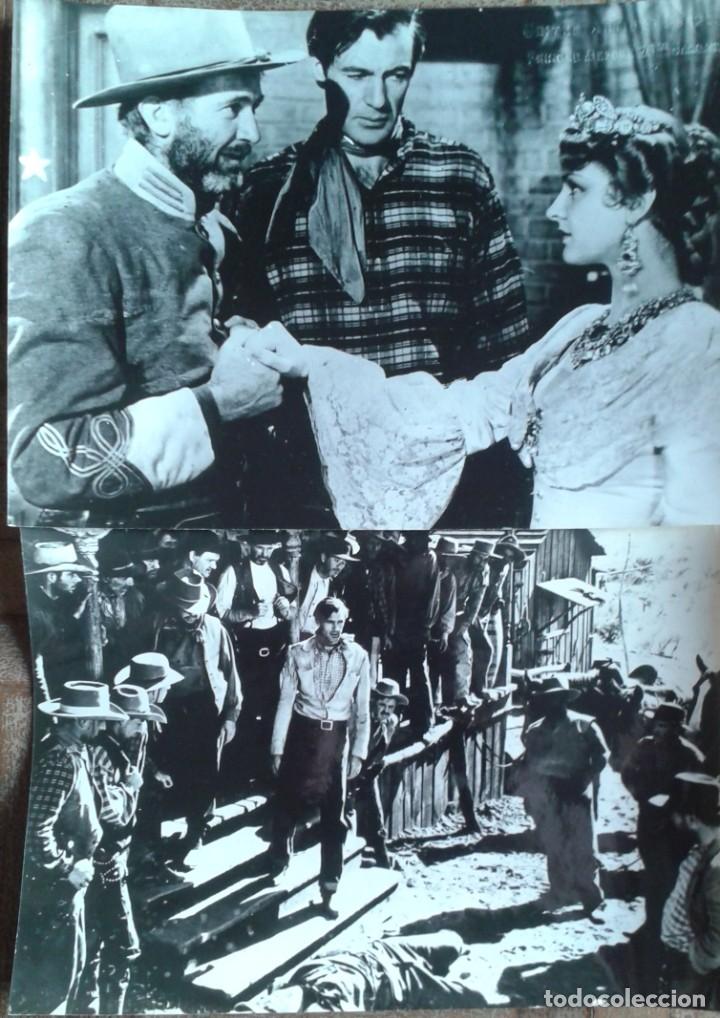 Cine: EL FORASTERO. 2 FOTOS 18X24. GARY COOPER, WALTER BRENNAN, DORIS DAVENPORT