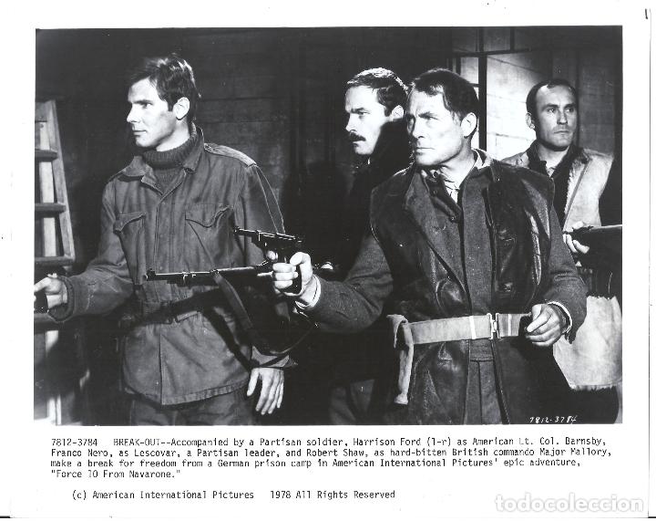Cine: F32248 HARRISON FORD FRANCO NERO ROBERT SHAW FUERZA 10 DE NAVARONE FOTO B/N ORIGINAL AMERICANA